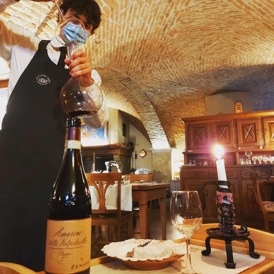 A' La Table Du Sommelier Chambres D Hotes & Restaurant Saint-Vincent Buitenkant foto