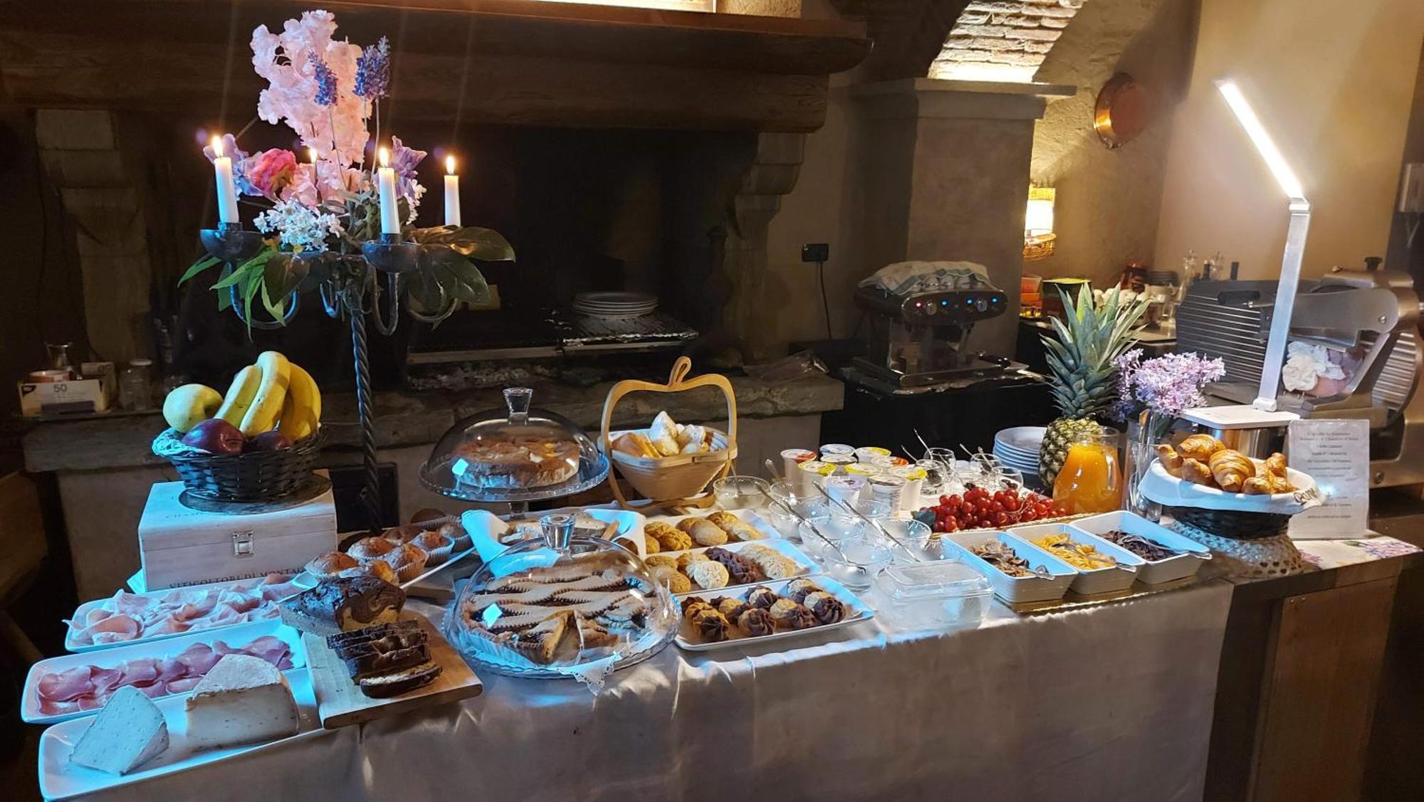 A' La Table Du Sommelier Chambres D Hotes & Restaurant Saint-Vincent Buitenkant foto