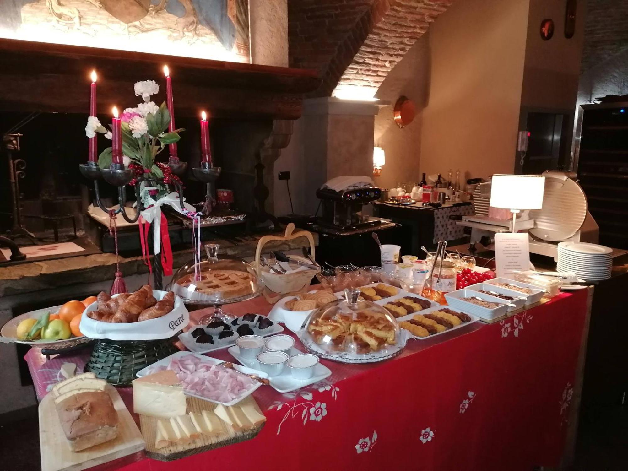 A' La Table Du Sommelier Chambres D Hotes & Restaurant Saint-Vincent Buitenkant foto