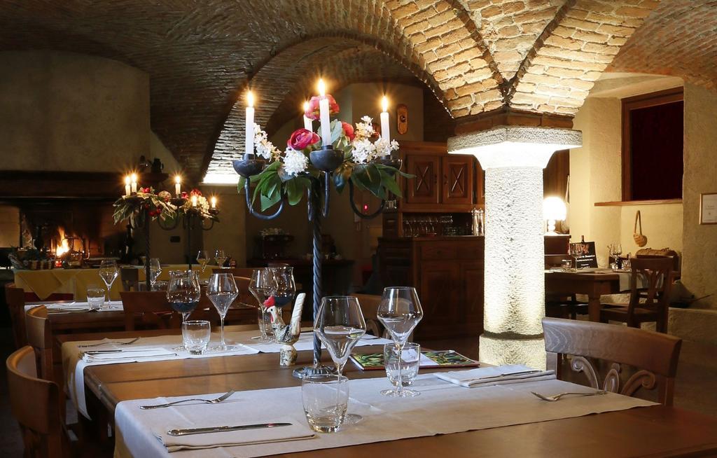 A' La Table Du Sommelier Chambres D Hotes & Restaurant Saint-Vincent Buitenkant foto