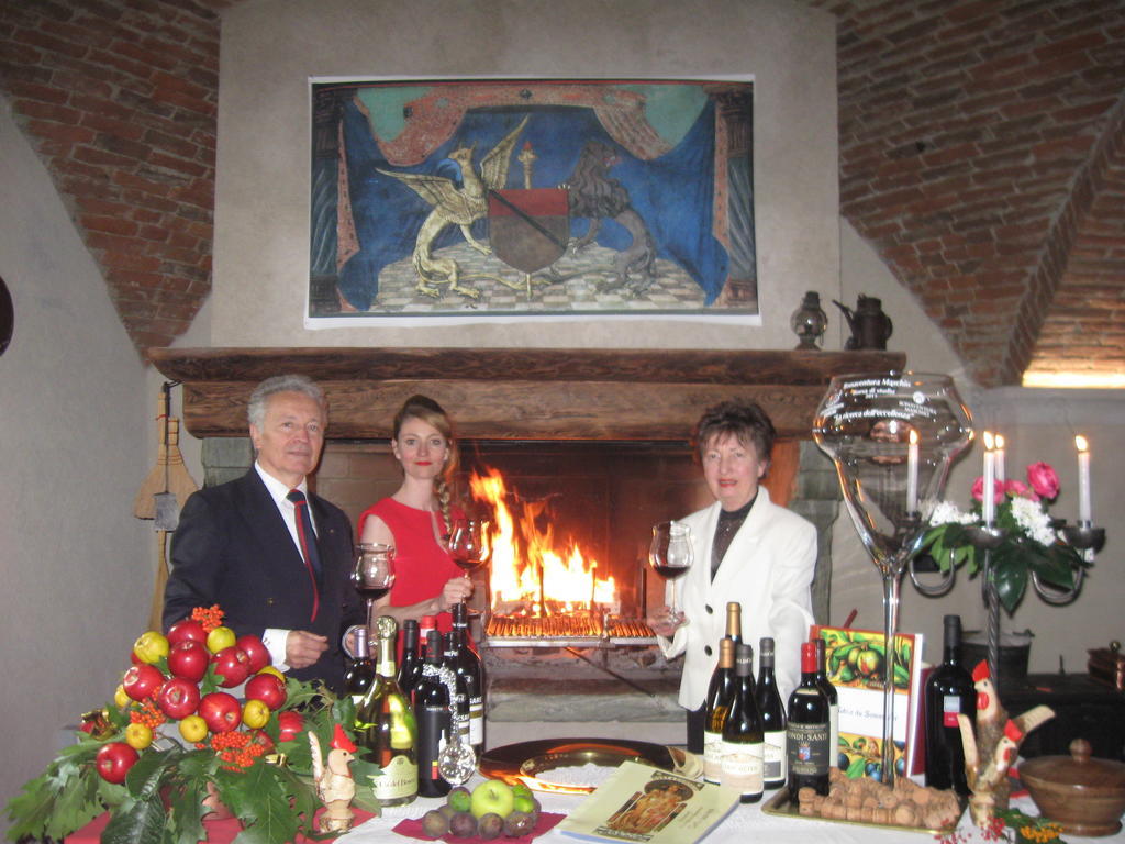 A' La Table Du Sommelier Chambres D Hotes & Restaurant Saint-Vincent Buitenkant foto