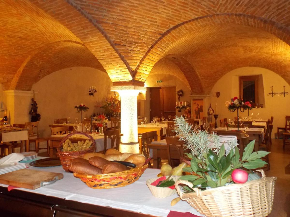 A' La Table Du Sommelier Chambres D Hotes & Restaurant Saint-Vincent Buitenkant foto